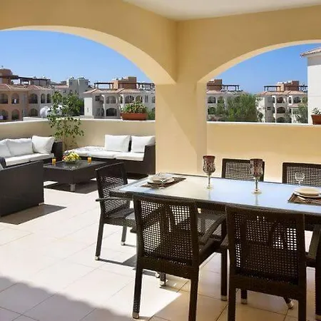 St Nicolas Aparthotel Paphos