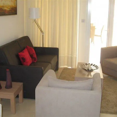 Aparthotel St Nicolas Paphos